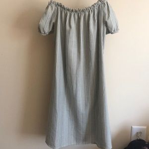 Casual off the shoulder striped dress
